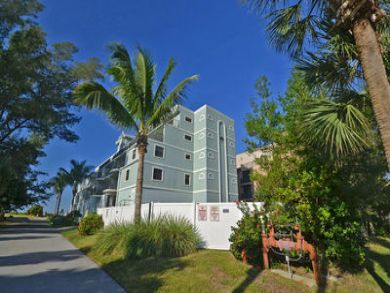 Stunning Gulf Front Vacation Condo Manasota key